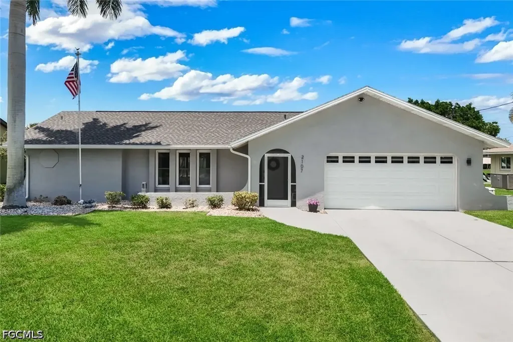 2107 SE 25th Terrace Cape Coral FL 33904