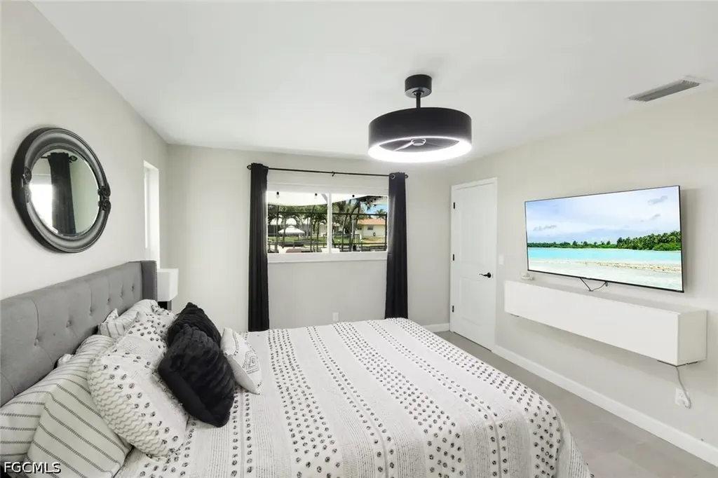 2107 SE 25th Terrace Cape Coral FL 33904