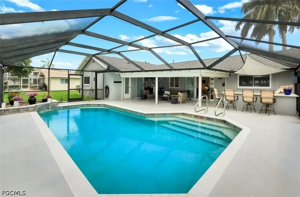 2107 SE 25th Terrace Cape Coral FL 33904
