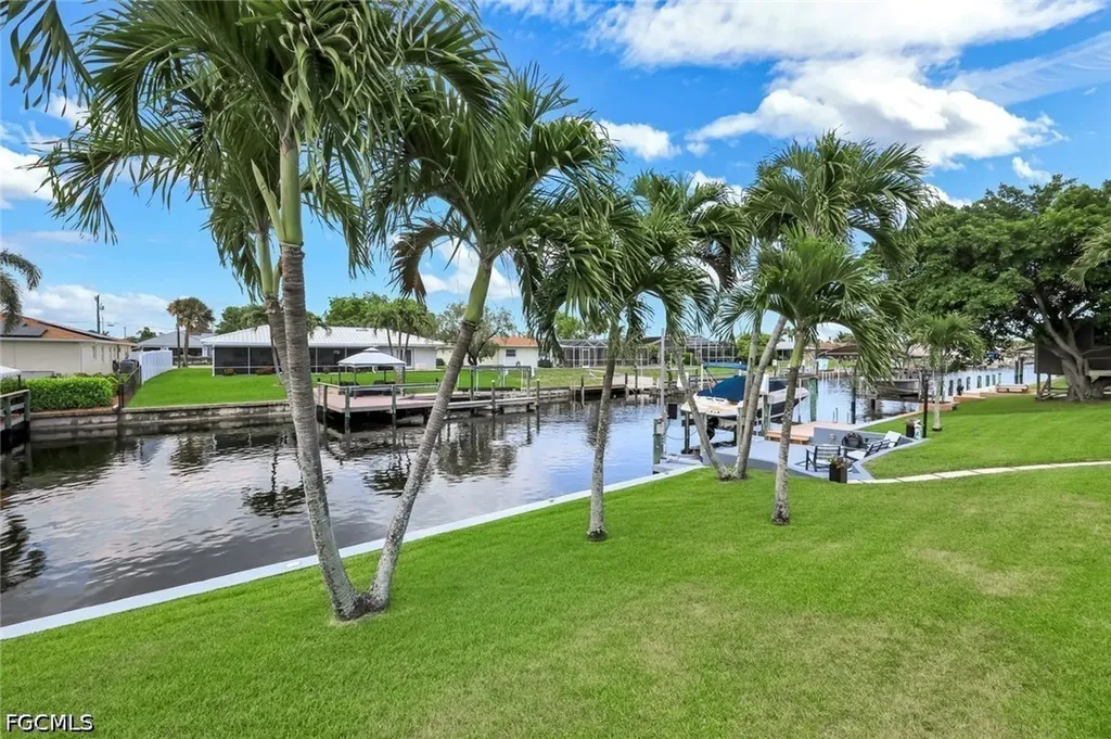 2107 SE 25th Terrace Cape Coral FL 33904