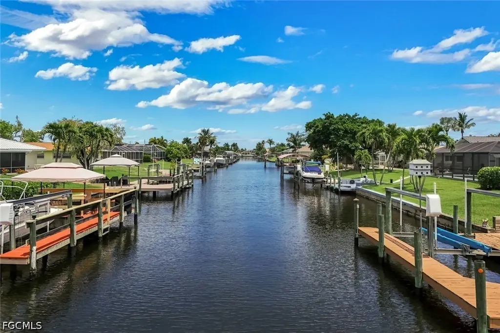 2107 SE 25th Terrace Cape Coral FL 33904