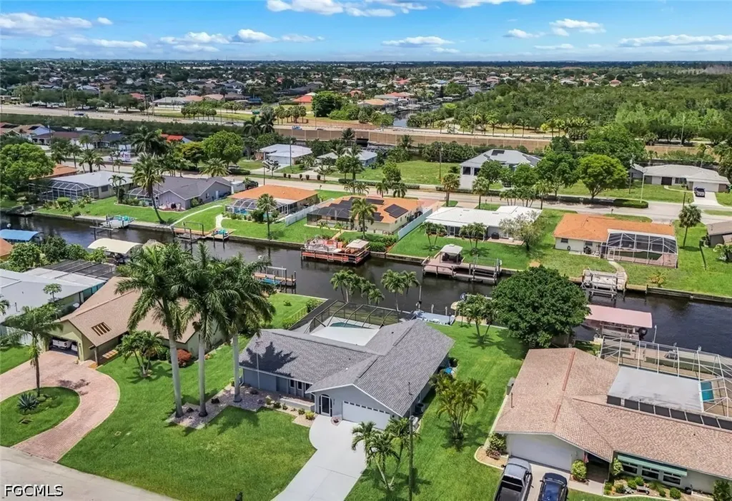 2107 SE 25th Terrace Cape Coral FL 33904
