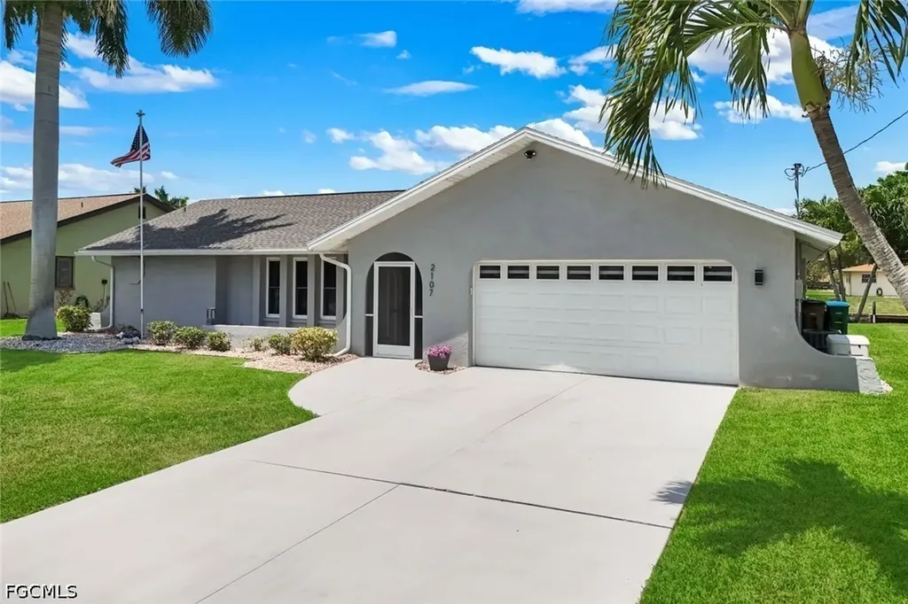 2107 SE 25th Terrace Cape Coral FL 33904