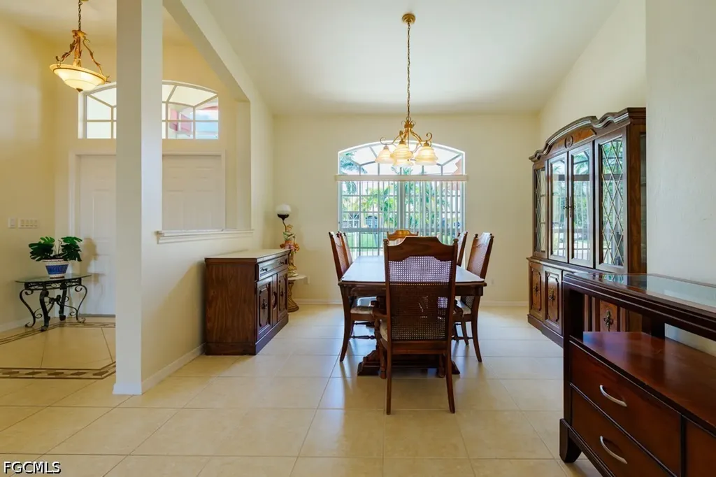4210 SW 25th Place Cape Coral FL 33914