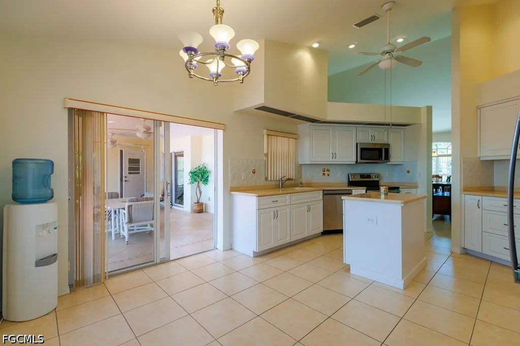 4210 SW 25th Place Cape Coral FL 33914