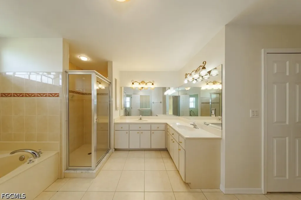4210 SW 25th Place Cape Coral FL 33914