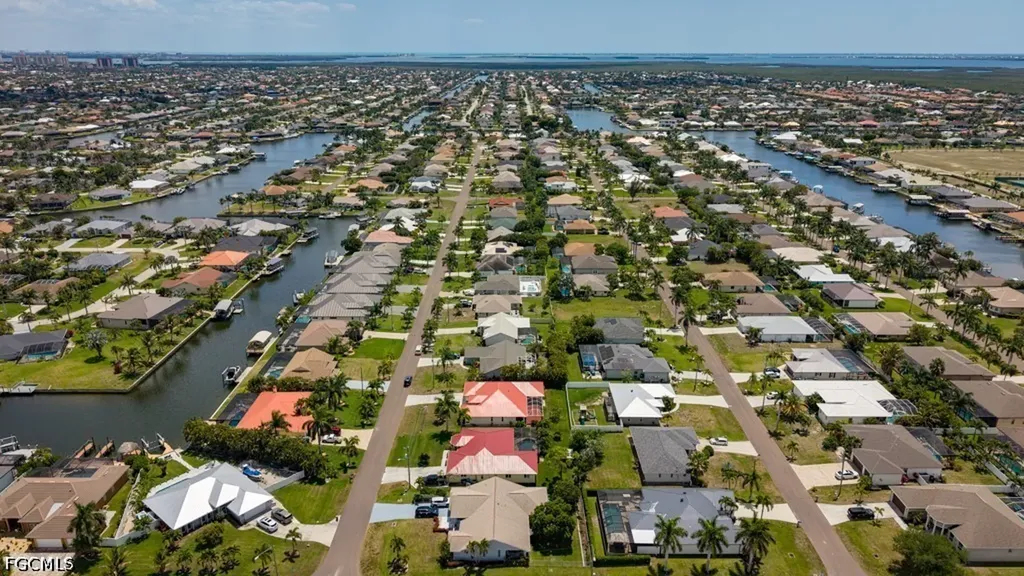 4210 SW 25th Place Cape Coral FL 33914
