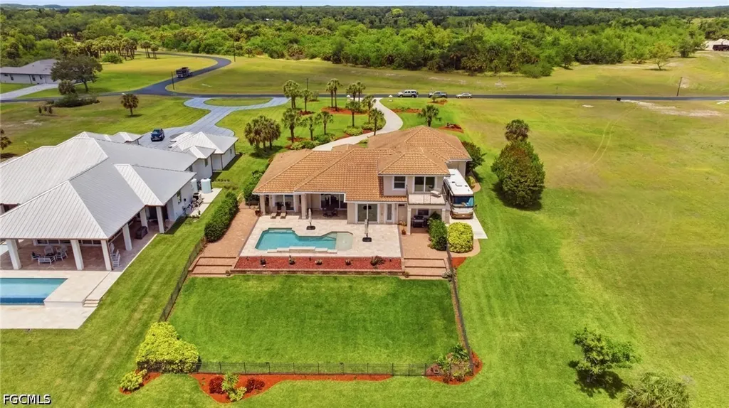 2504 Caloosa Shores Drive Labelle FL 33935