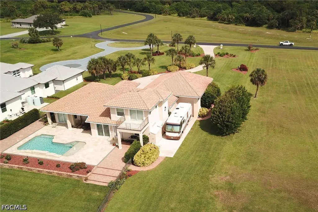 2504 Caloosa Shores Drive Labelle FL 33935
