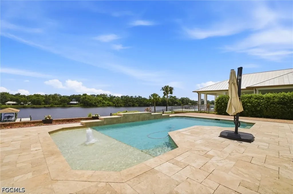 2504 Caloosa Shores Drive Labelle FL 33935