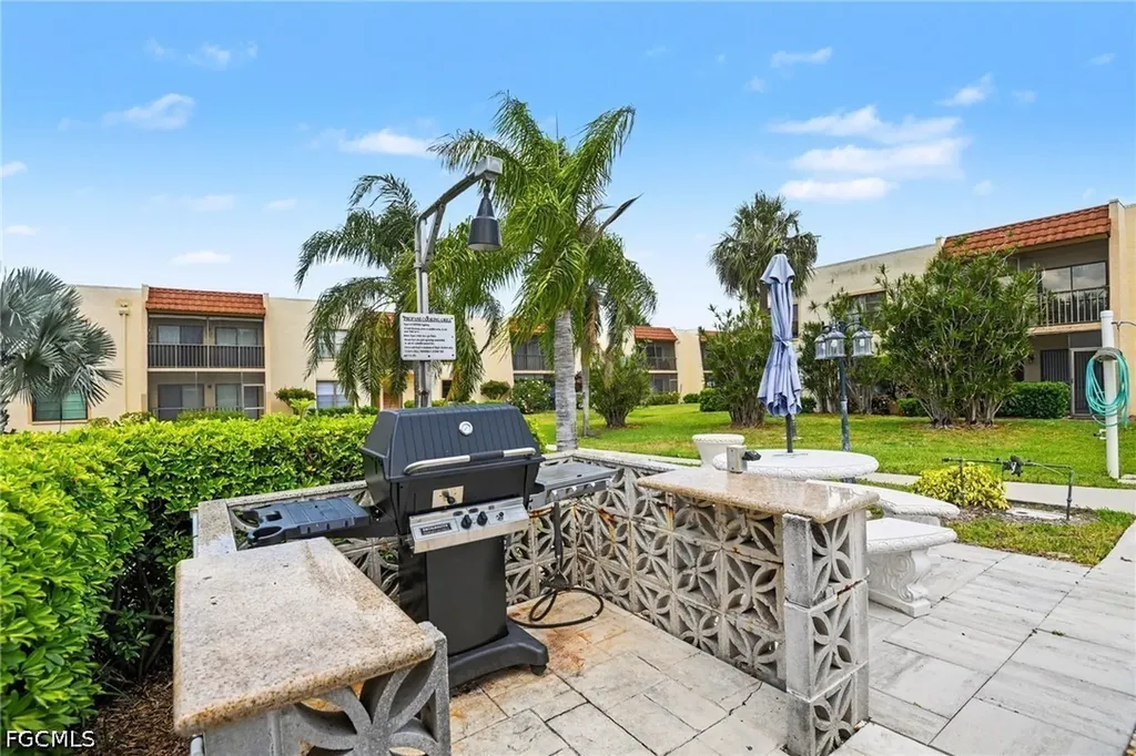 12501 Mcgregor Boulevard Fort Myers FL 33919