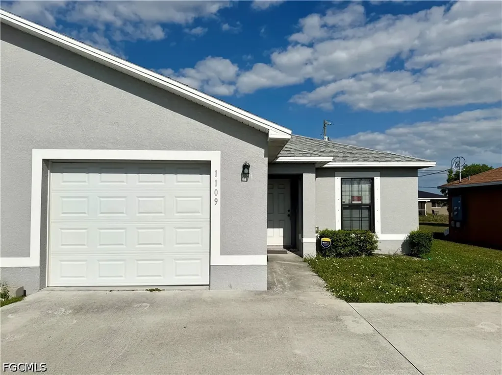 1109 Andalusia Boulevard Cape Coral FL 33909