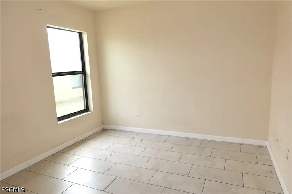 1109 Andalusia Boulevard Cape Coral FL 33909
