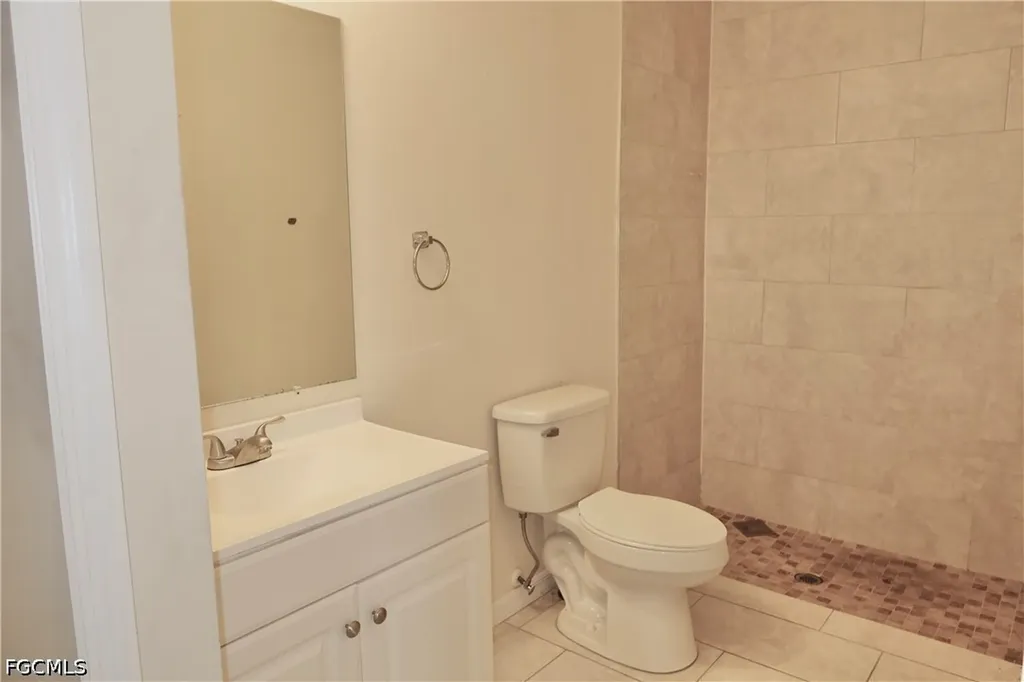 1109 Andalusia Boulevard Cape Coral FL 33909