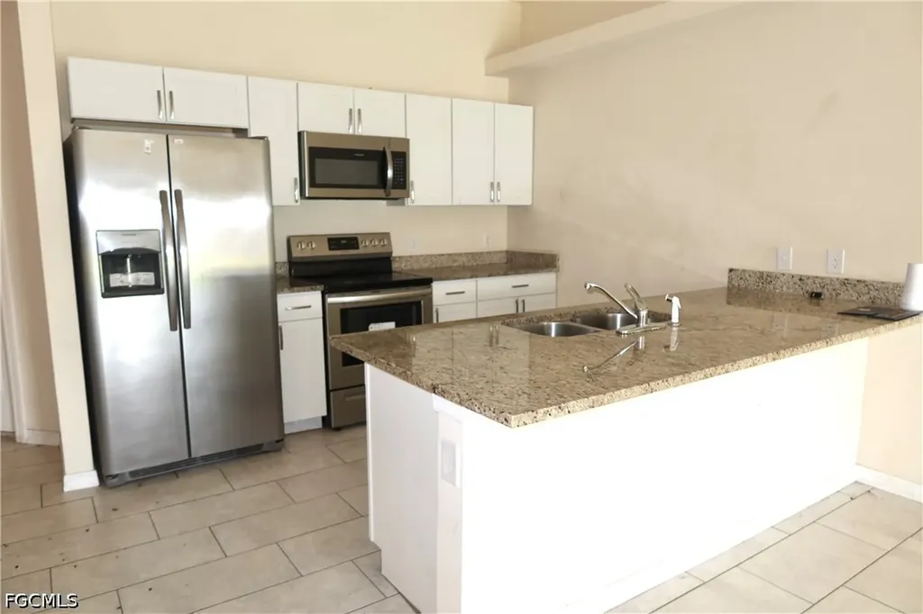 1109 Andalusia Boulevard Cape Coral FL 33909