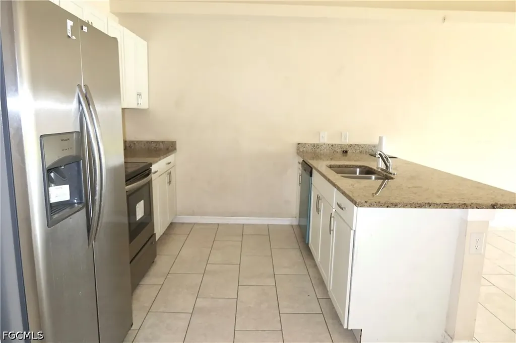1109 Andalusia Boulevard Cape Coral FL 33909