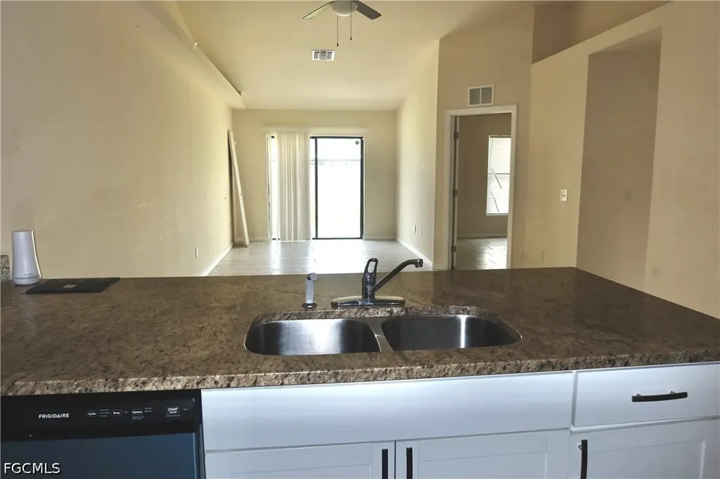 1109 Andalusia Boulevard Cape Coral FL 33909