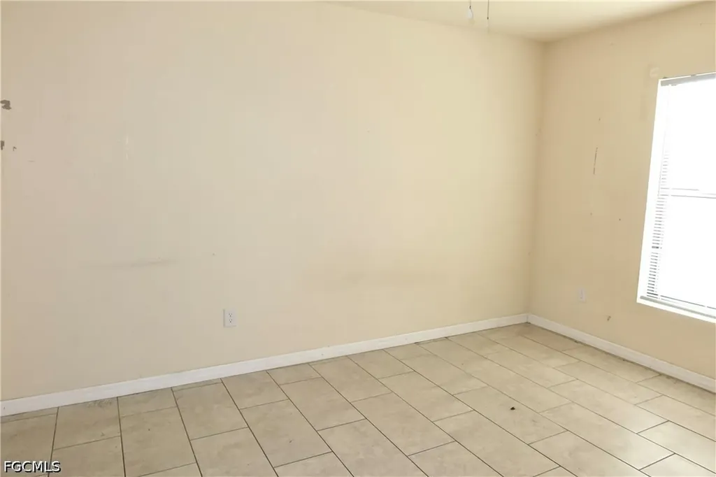 1109 Andalusia Boulevard Cape Coral FL 33909