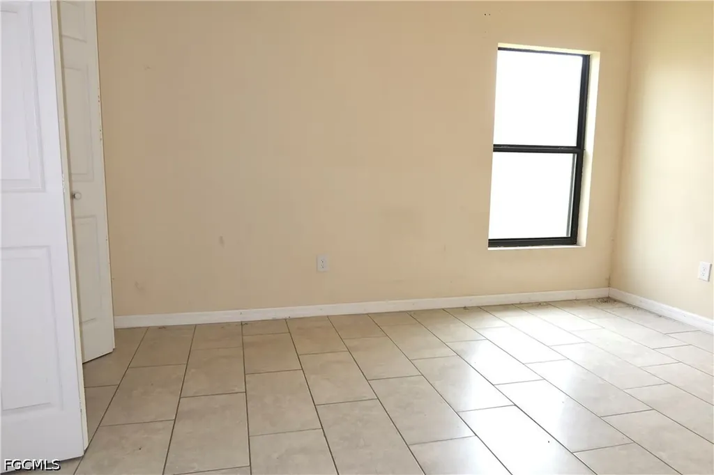 1109 Andalusia Boulevard Cape Coral FL 33909