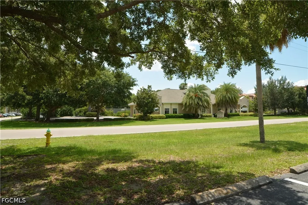 2496 Caring Way Port Charlotte FL 33952