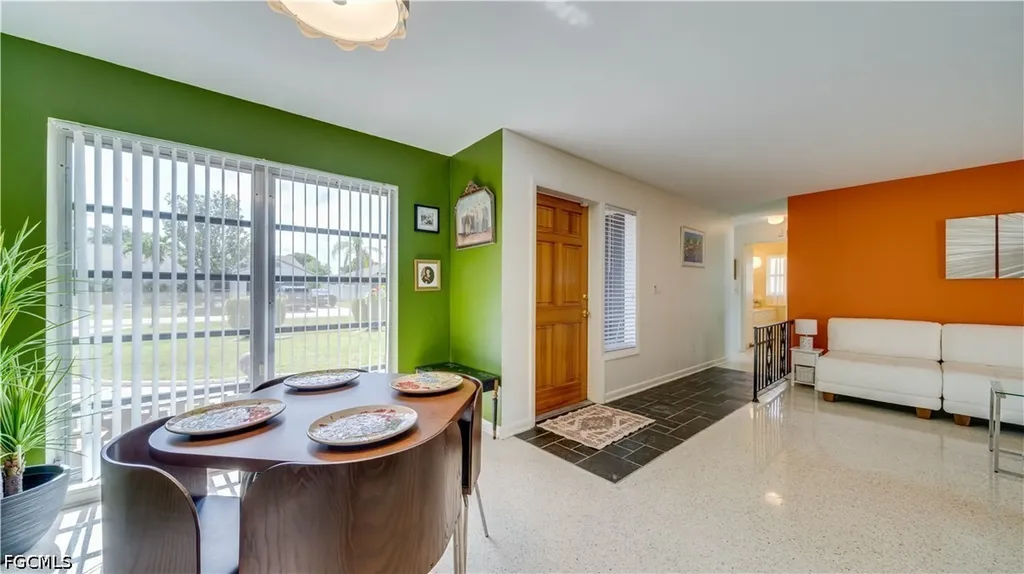 3520 SE 3rd Place Cape Coral FL 33904