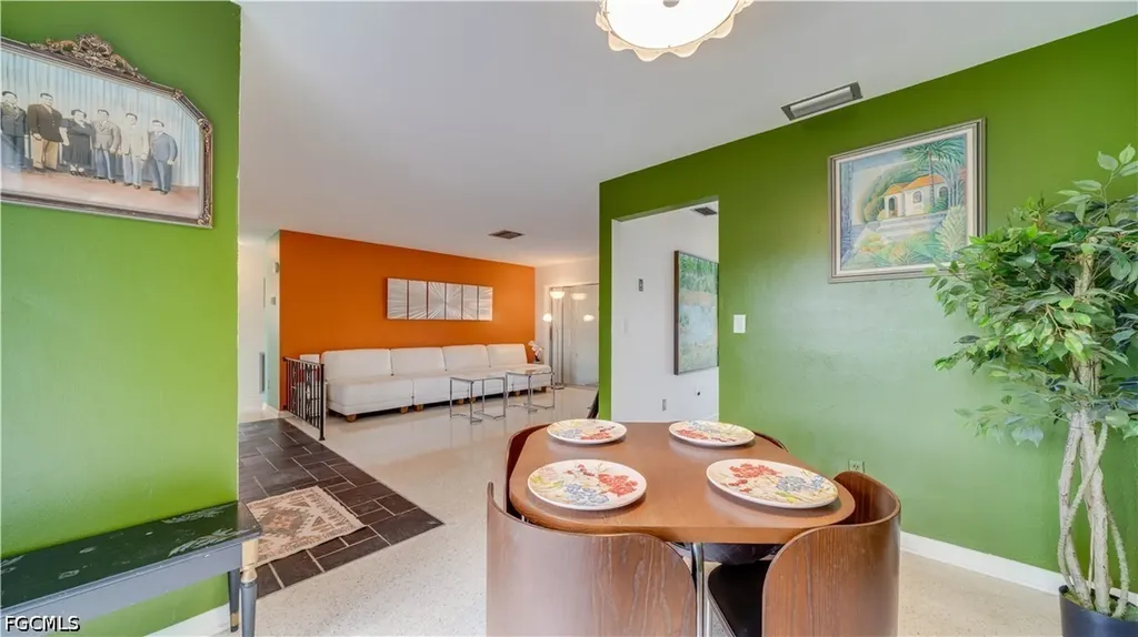 3520 SE 3rd Place Cape Coral FL 33904