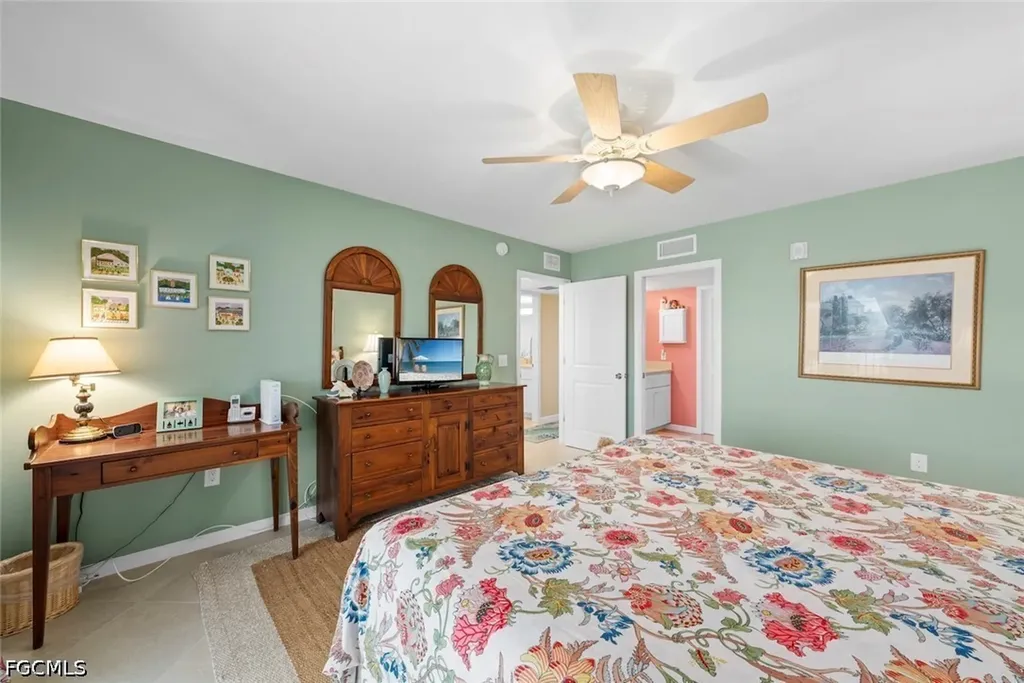 1340 Middle Gulf Drive Sanibel FL 33957