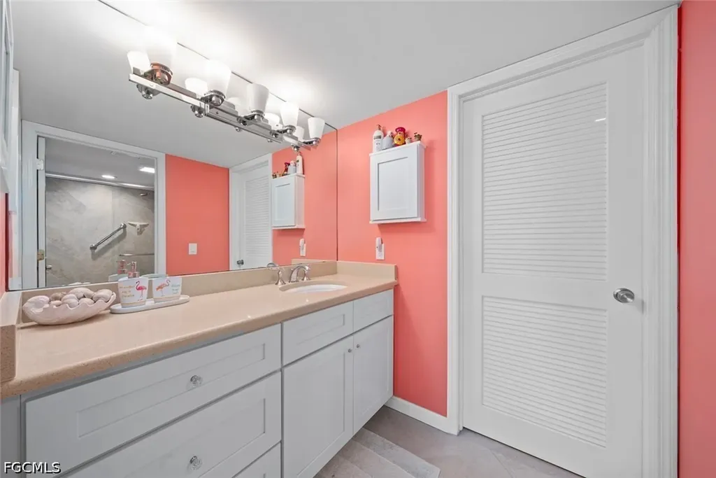 1340 Middle Gulf Drive Sanibel FL 33957