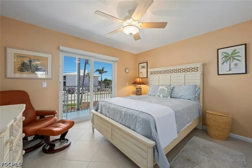 1340 Middle Gulf Drive Sanibel FL 33957