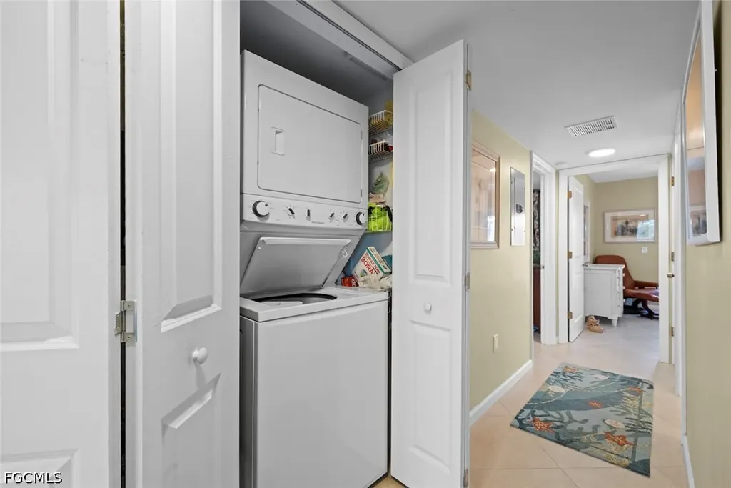 1340 Middle Gulf Drive Sanibel FL 33957