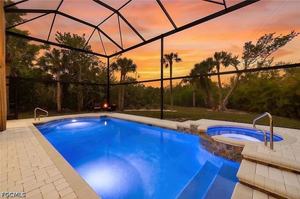 2130 Sunset Circle Sanibel FL 33957