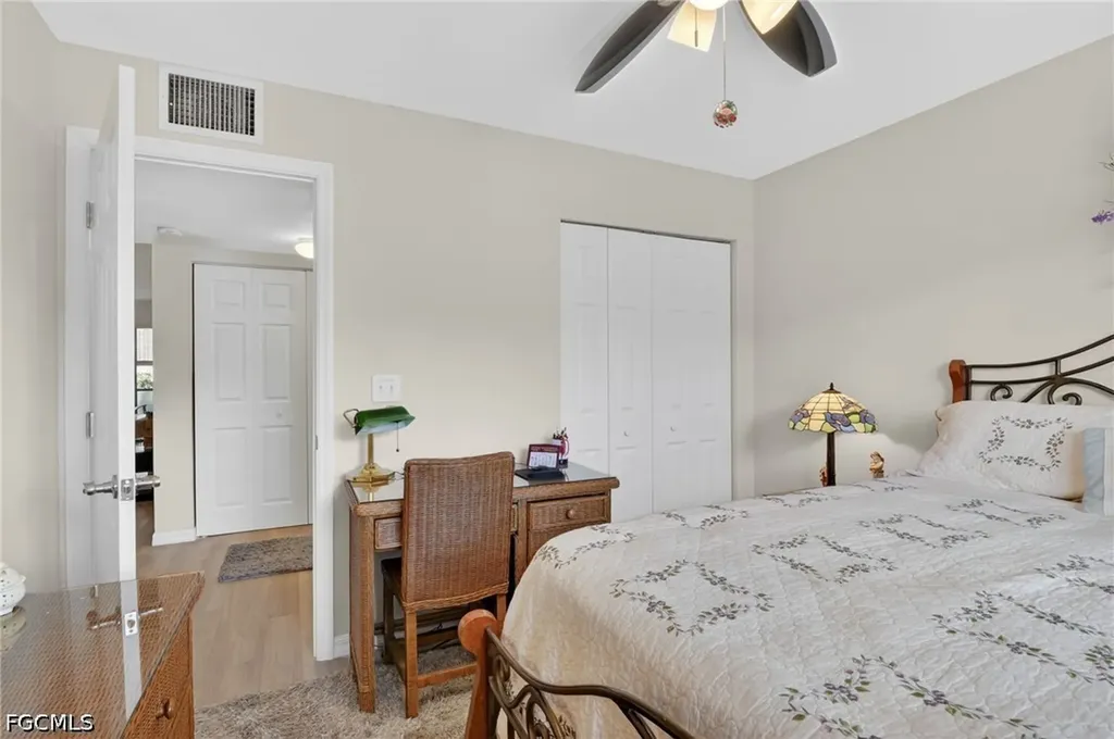 5735 Foxlake Drive North Fort Myers FL 33917