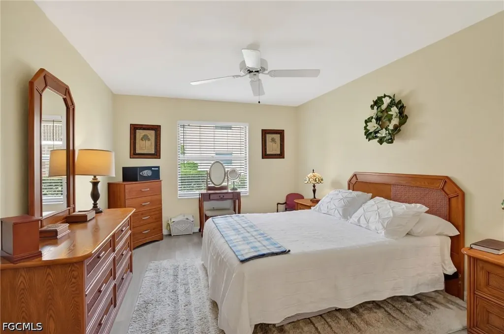 5735 Foxlake Drive North Fort Myers FL 33917