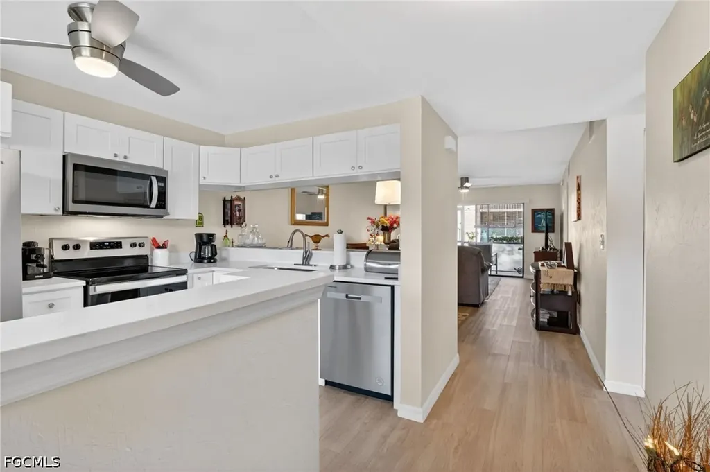 5735 Foxlake Drive North Fort Myers FL 33917