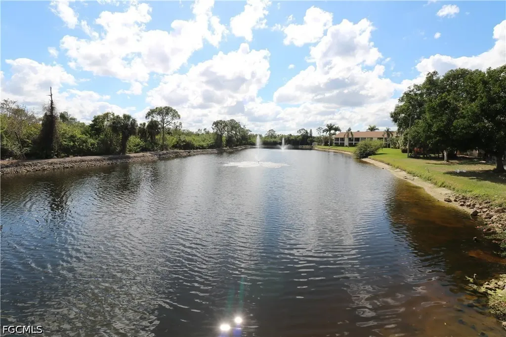 5735 Foxlake Drive North Fort Myers FL 33917