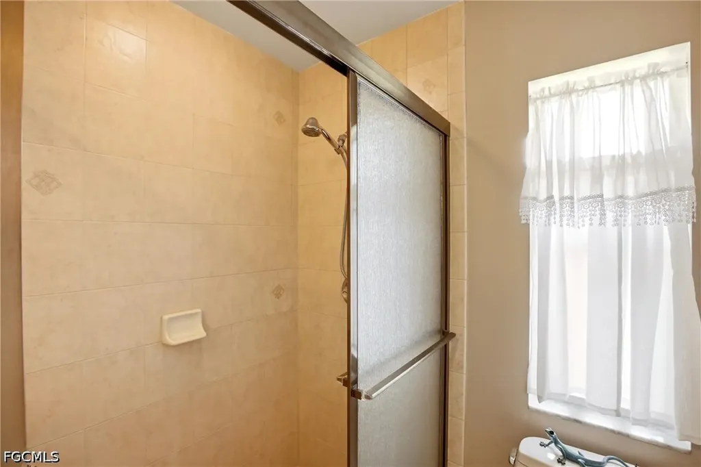 122 SE 29th Street Cape Coral FL 33904