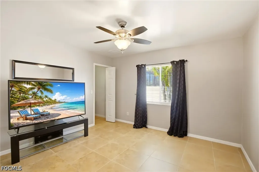 122 SE 29th Street Cape Coral FL 33904