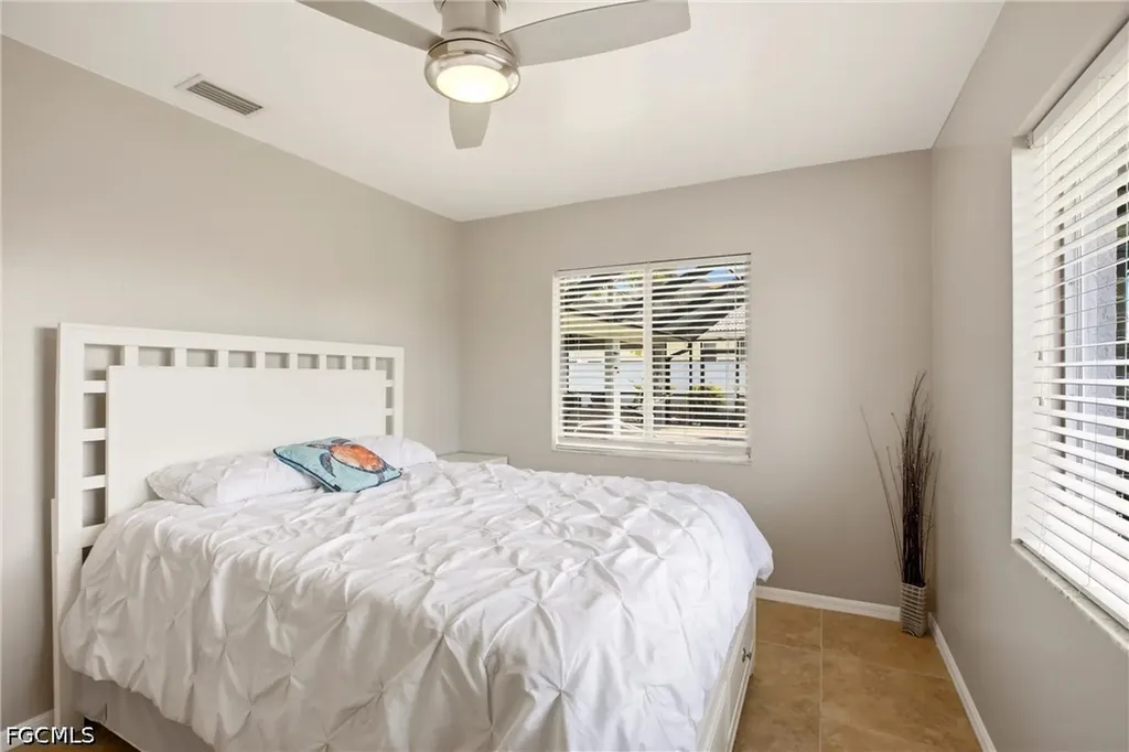 122 SE 29th Street Cape Coral FL 33904