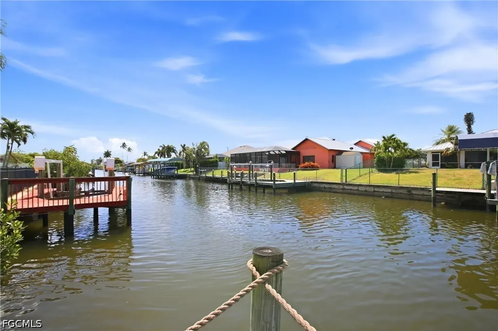 122 SE 29th Street Cape Coral FL 33904