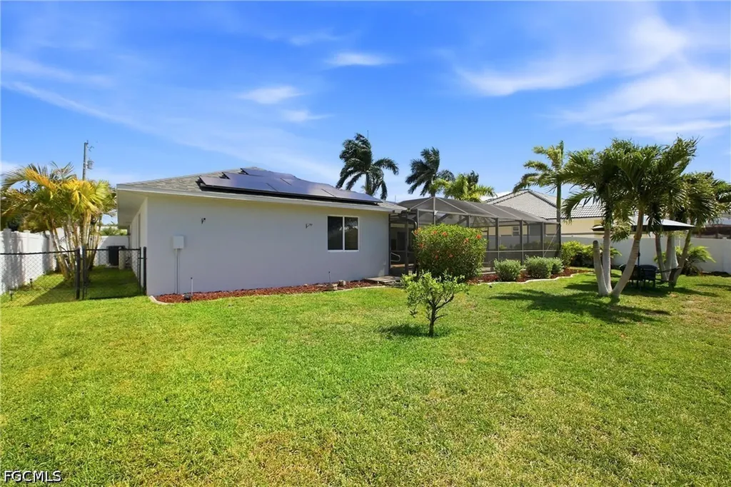 122 SE 29th Street Cape Coral FL 33904