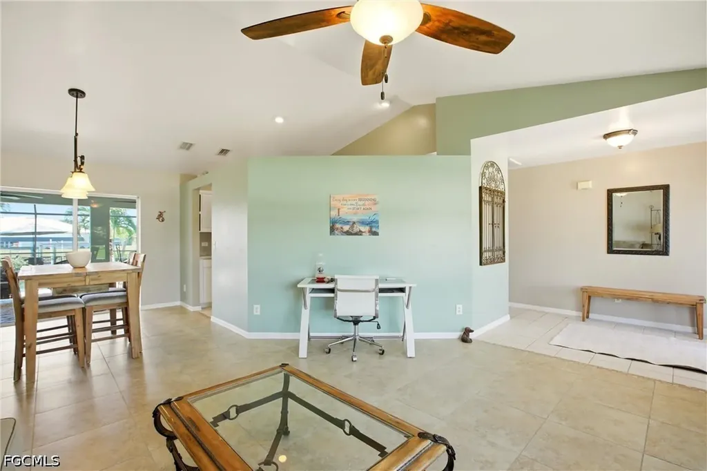 122 SE 29th Street Cape Coral FL 33904
