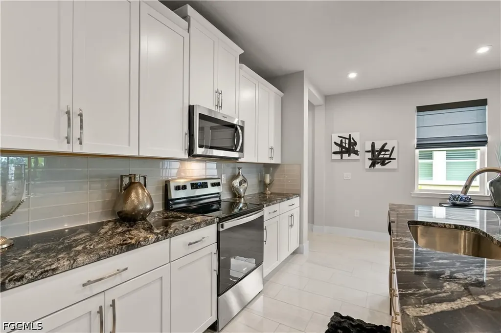 10355 Bonavie Cove Drive Fort Myers FL 33966