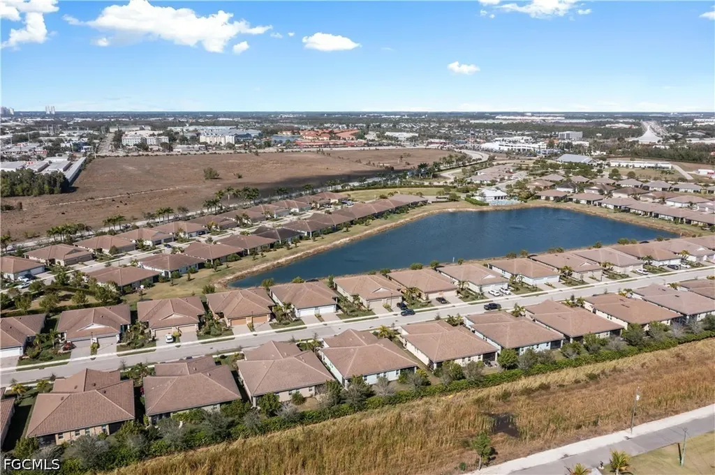 10355 Bonavie Cove Drive Fort Myers FL 33966