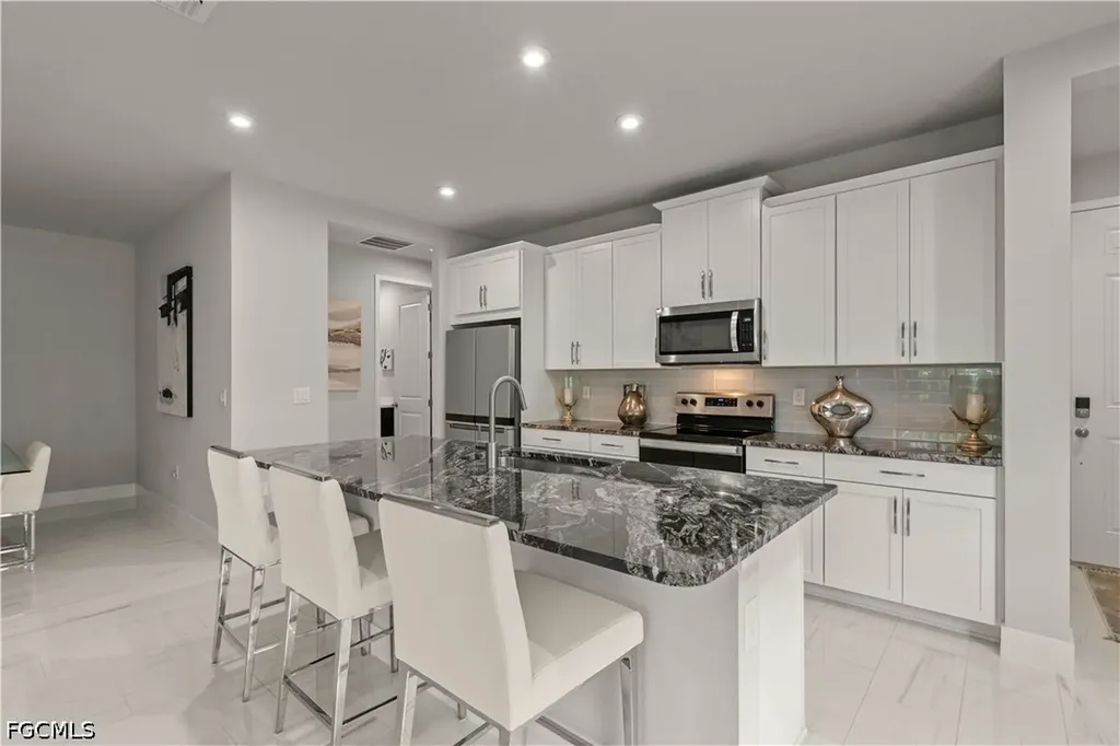 10355 Bonavie Cove Drive Fort Myers FL 33966