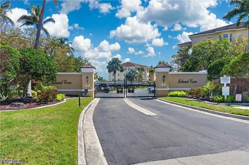 1783 Four Mile Cove Parkway Cape Coral FL 33990