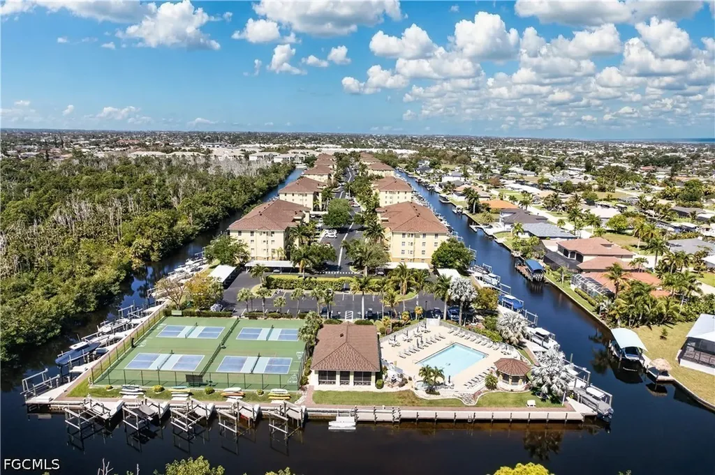 1783 Four Mile Cove Parkway Cape Coral FL 33990