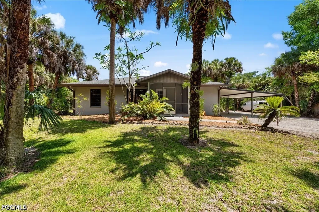 1090 13th Street SW Naples FL 34117