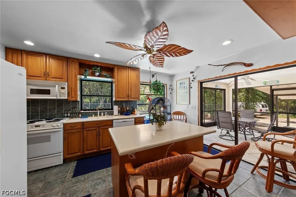 1090 13th Street SW Naples FL 34117
