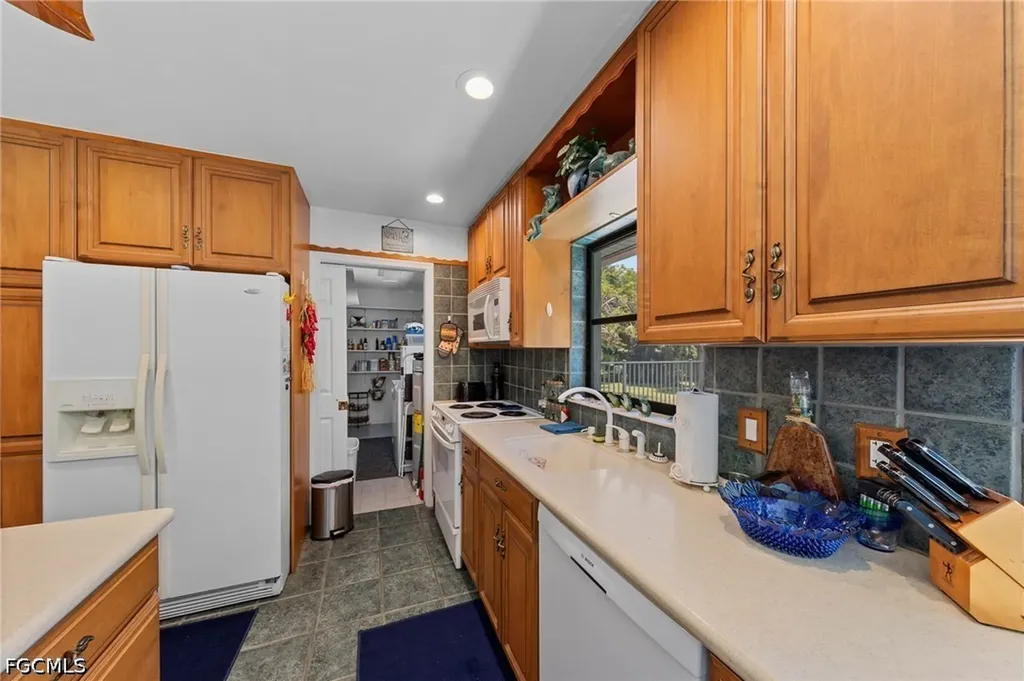 1090 13th Street SW Naples FL 34117