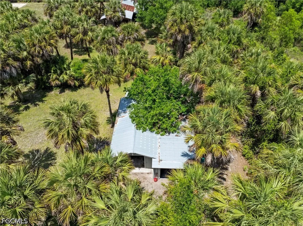 1090 13th Street SW Naples FL 34117